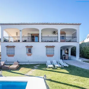  Villa Beautiful 5 Bedroom Villa, Sea Views, Private Pool, Newly Refurbished